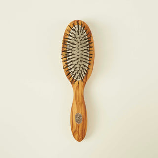 Detangle and remove knots efficiently - Altesse Studio